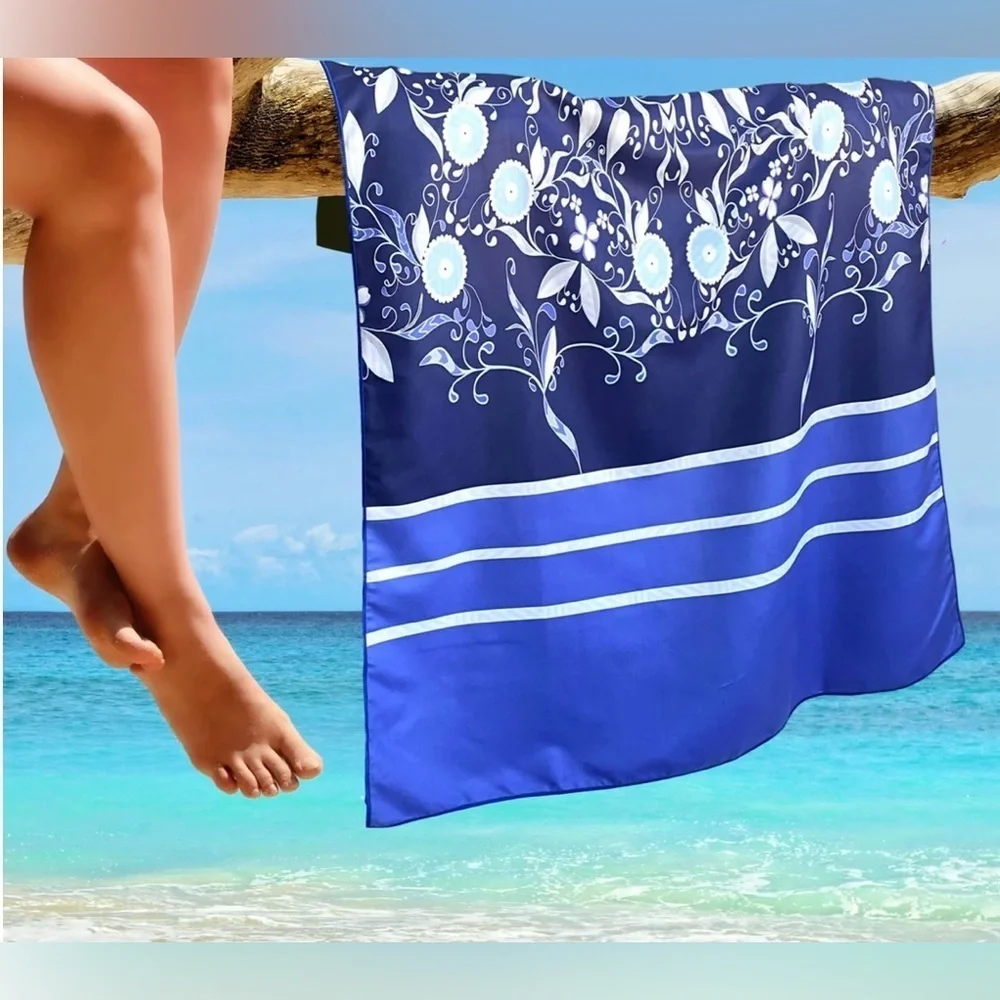 Beach Towel - Blue Flower (78x35 inches)